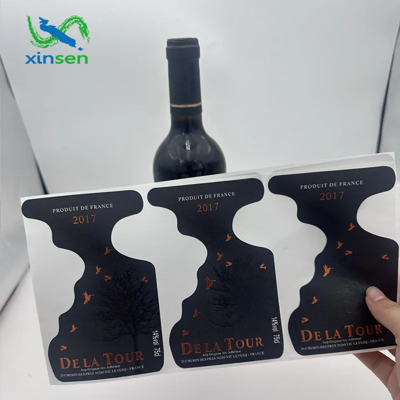 Papierowe etykiety na butelki wina
